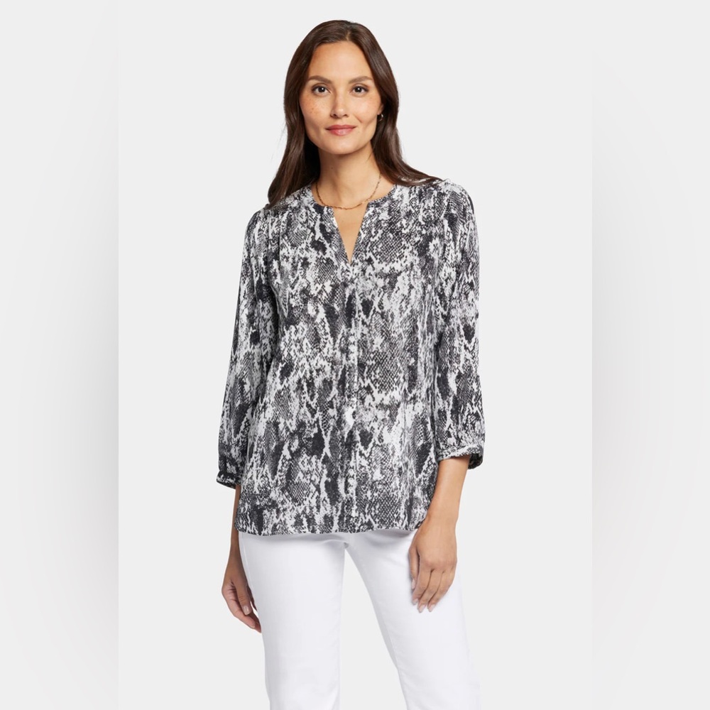 Investments Petites Grey Animal Print Split Neck Blouse 3/4 Sleeve PL‎